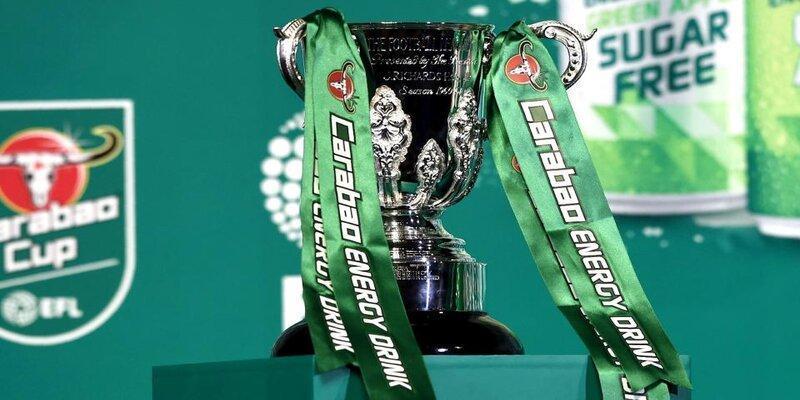 Chiếc cúp vô địch Carabao Cup